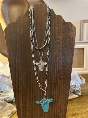 Layered Silver Necklace with Turquoise Bull Pendant - Women Jewelry